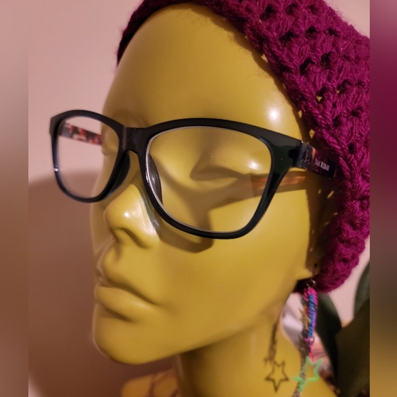 NEW Personality glasses by Isaac Mizrahi. Comfortable fit. - Picture 2 of 4